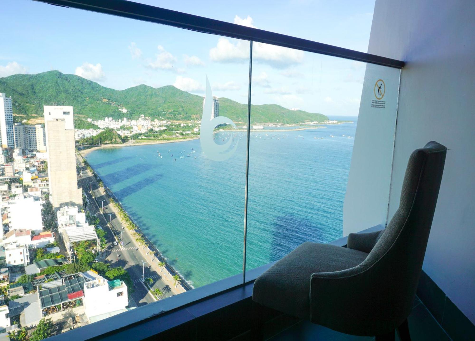 Boton Blue Hotel & Spa Nha Trang Extérieur photo